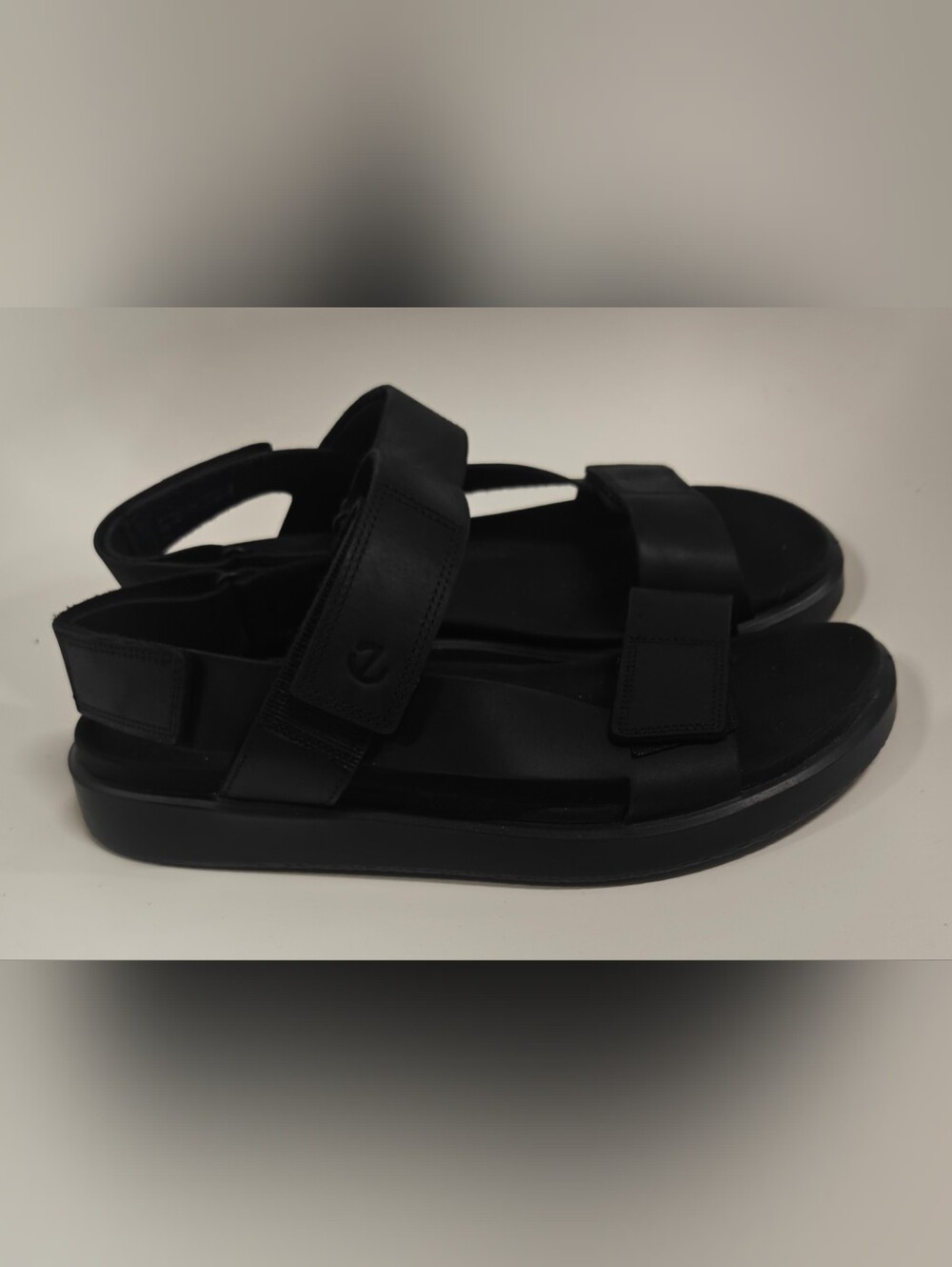 ECCO Flowt Men’s Black Leather Sandals EU 44 US 10–10.5 Comfort Slides